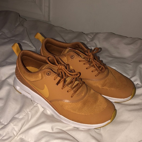 Nike Shoes - Nike Air Max